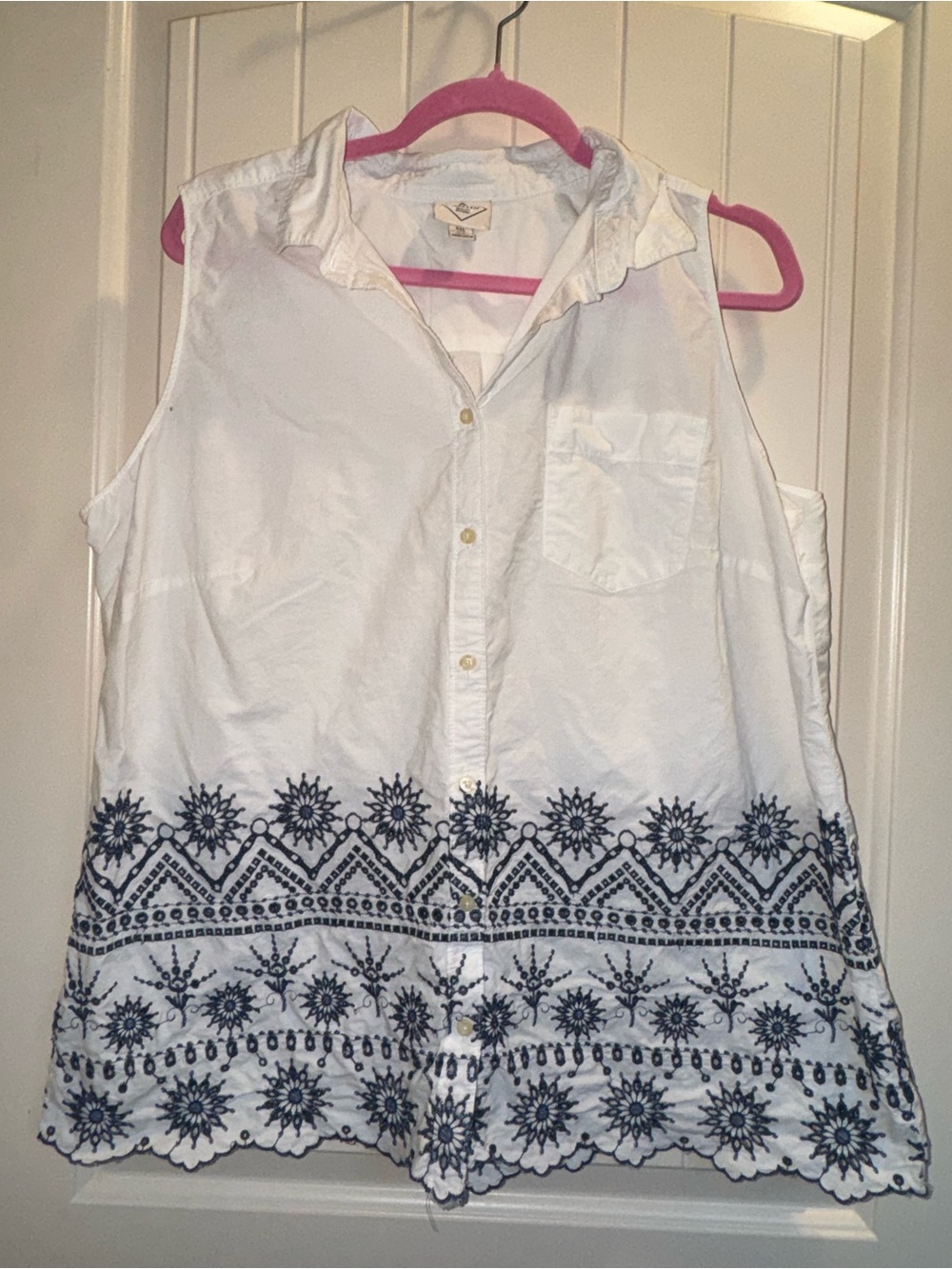 St. John's Bay White Sleeveless Button-Front Tunic with Navy Embroidery